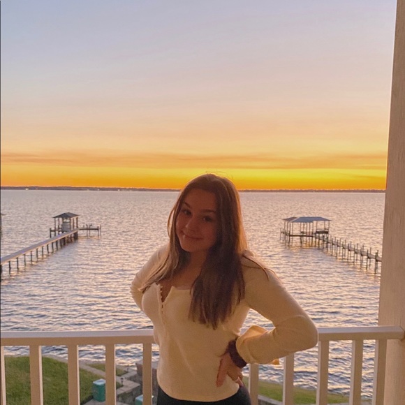 chloeelysebrown